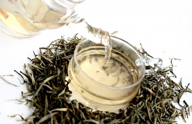 Белый чай — польза и вред древнего напитка